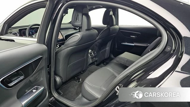 Mercedes-Benz C-Class W206 2025 Черный из Кореи, фото 3