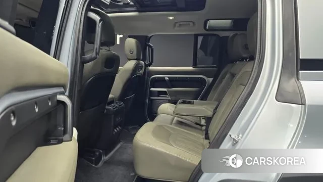 Land Rover Defender (L663) 2020 Серебряный из Кореи, фото 3