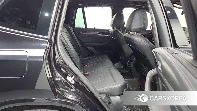 BMW X3 (G01) 2024 Черный из Кореи, фото 3