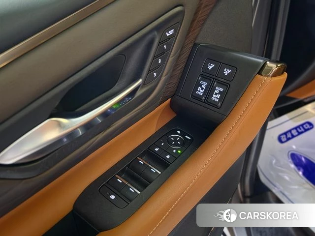 Toyota Alphard 4th Generation 2023 Серый из Кореи, фото 3