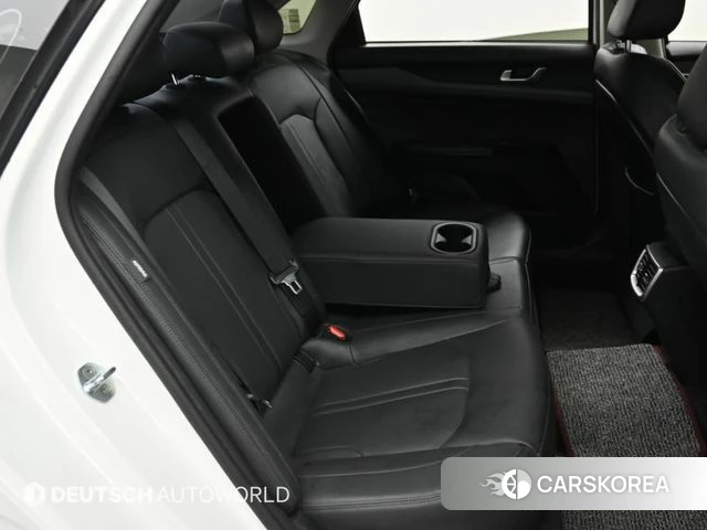 Kia K5 3rd generation 2022 Белый из Кореи, фото 3