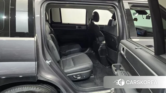 Hyundai Santa Fe (MX5) 2023 Серый из Кореи, фото 3