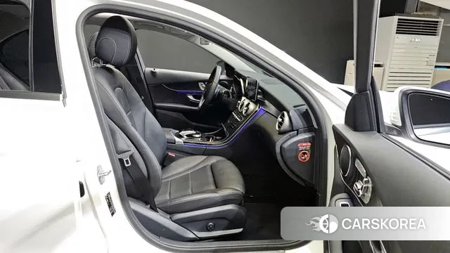 Mercedes-Benz C-Class W205 2018 Белый из Кореи, фото 3