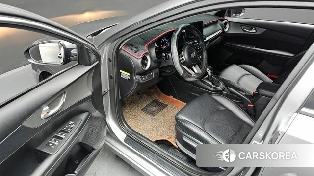 Kia Come New K3 2018 Серебристо-серый из Кореи, фото 3