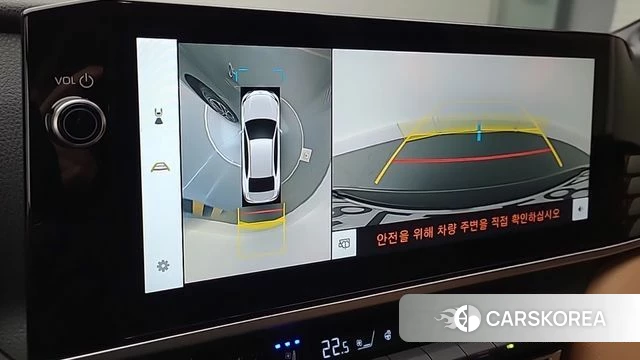 Toyota Camry (XV80) 2025 Серебристо-серый из Кореи, фото 3