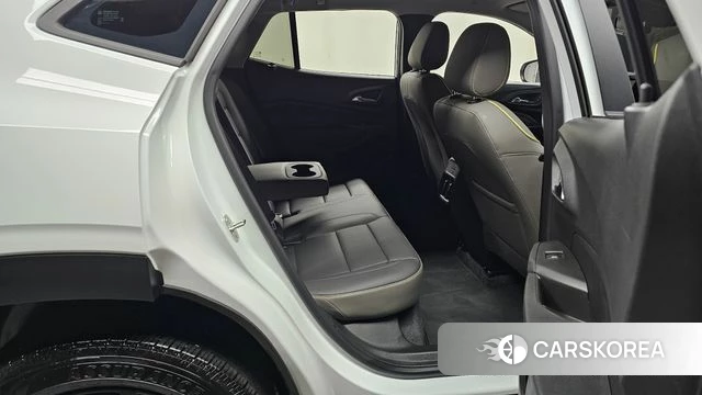 Chevrolet (GM Daewoo) Trax Crossover 2023 Белый из Кореи, фото 3