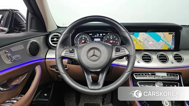 Mercedes-Benz E-Class W213 2018 Черный из Кореи, фото 3