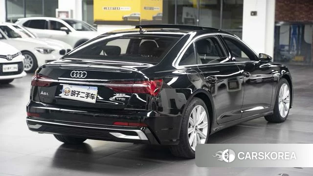 Audi A6L 2023 Черный из Китая, фото 3
