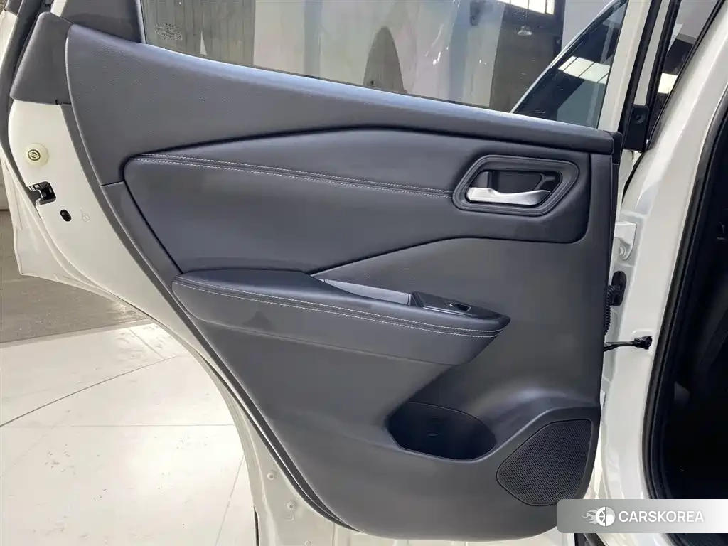 Nissan Qashqai 2023 Белый из Китая, фото 3
