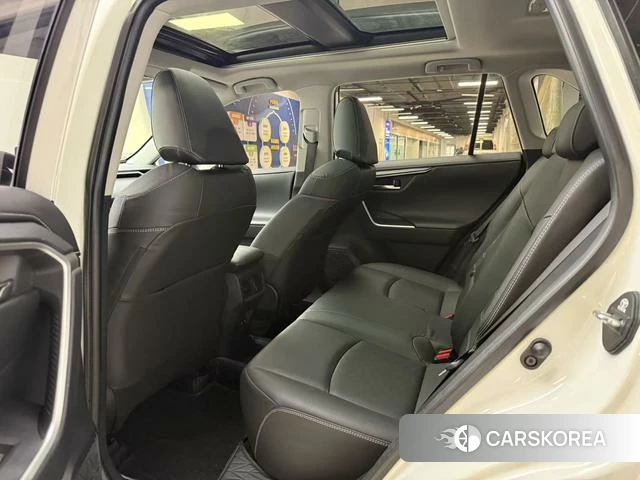 Toyota RAV4 Rongfang 2021 Белый из Китая, фото 3