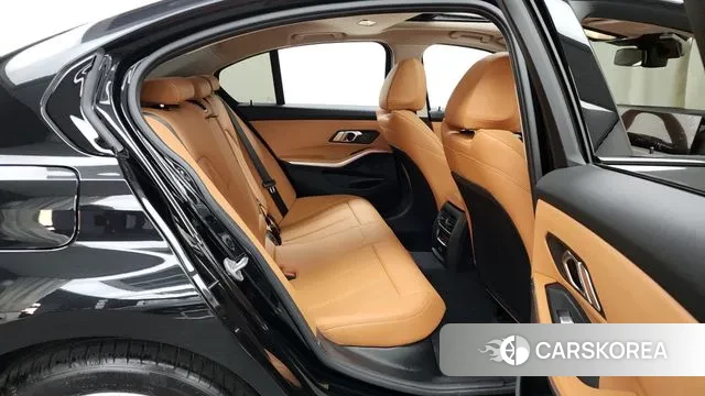 BMW 3 Series (G20) 2025 Черный из Кореи, фото 3