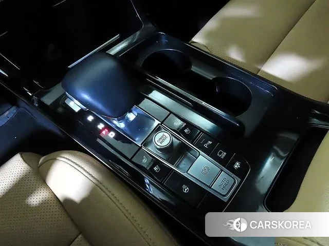 Kia K7 Premier 2021 Белый из Кореи, фото 3