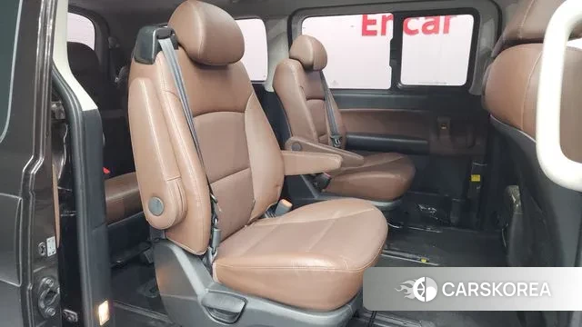 Hyundai The New Grand Starex 2018 Коричневый из Кореи, фото 3