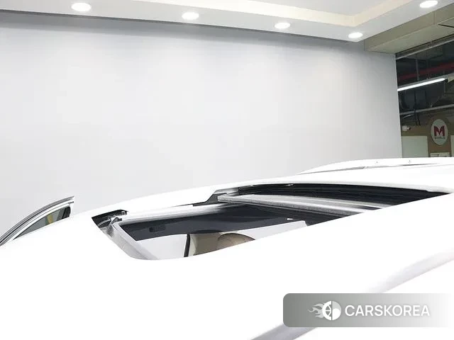 Toyota Sienna 4th Generation 2023 Белый из Кореи, фото 3