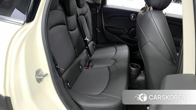 Mini Cooper 2021 Жемчужный цвет из Кореи, фото 3