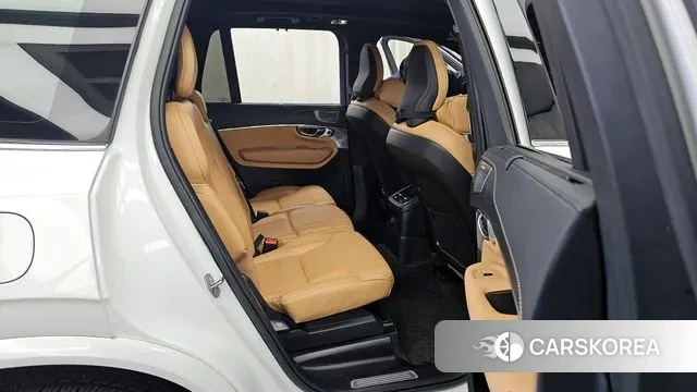 Volvo XC90 second Generation 2022 Белый из Кореи, фото 3