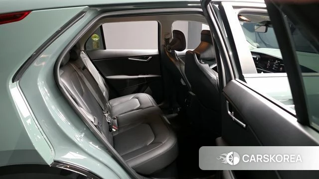 Kia Di Ol Nu Niro 2022 Зеленый из Кореи, фото 3