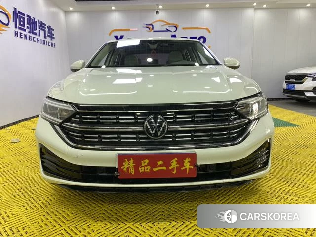 Volkswagen Sagitar 2022 Белый из Китая, фото 3