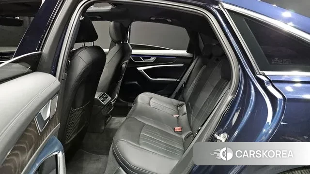 Audi A6 (C8) 2021 Синий из Кореи, фото 3