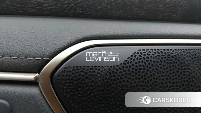 Lexus ES300h 7th generation 2024 Белый из Кореи, фото 3