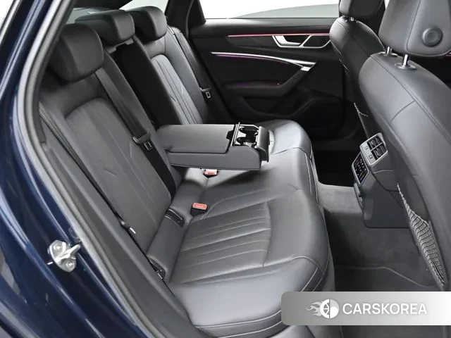 Audi A6 (C8) 2023 Синий из Кореи, фото 3