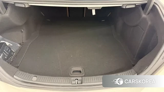 Mercedes-Benz E-Class W213 2023 Белый из Кореи, фото 3