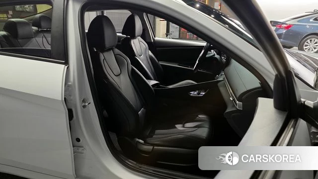 Hyundai Avante (CN7) 2021 Белый из Кореи, фото 3