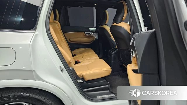 Volvo XC90 second Generation 2023 Белый из Кореи, фото 3