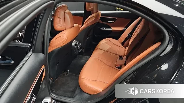 Mercedes-Benz C-Class W206 2023 Черный из Кореи, фото 3