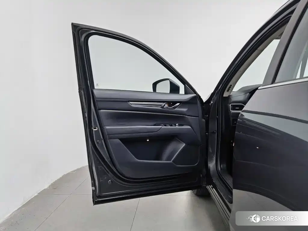Mazda CX-5 2023 Silver/gray из Китая, фото 3