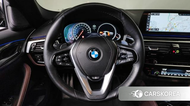 BMW 5 Series (G30) 2018 Черный из Кореи, фото 3