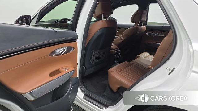 Genesis GV70 2022 Белый из Кореи, фото 3