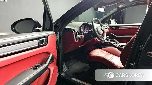 Porsche Cayenne (PO536) 2022 Черный из Кореи, фото 3