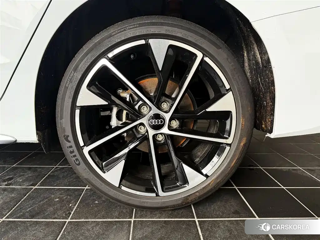 Audi A3 2025 Белый из Китая, фото 3