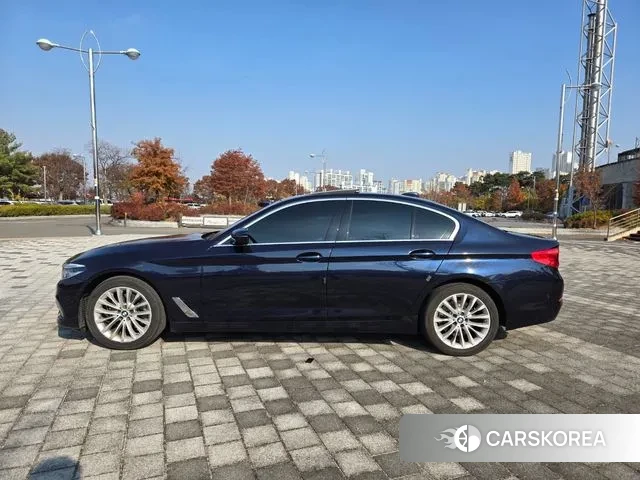 BMW 5 Series (G30) 2019 Синий из Кореи, фото 3