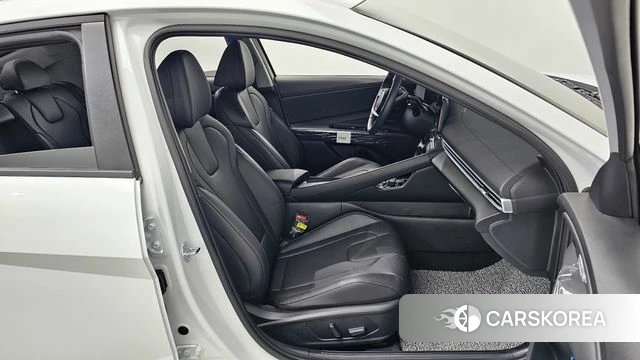 Hyundai The New Avante (CN7) 2025 Белый из Кореи, фото 3