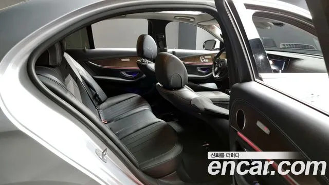 Mercedes-Benz E-Class W213 2018 Серебряный из Кореи, фото 3