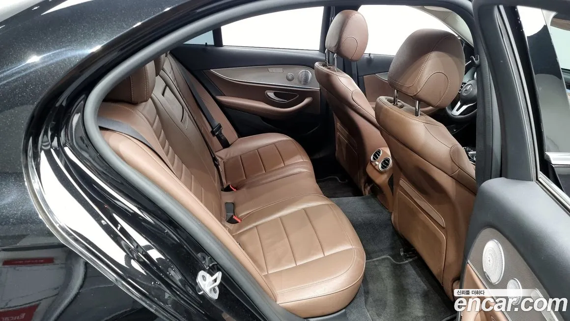 Mercedes-Benz E-Class W213 2020 из Кореи, фото 3