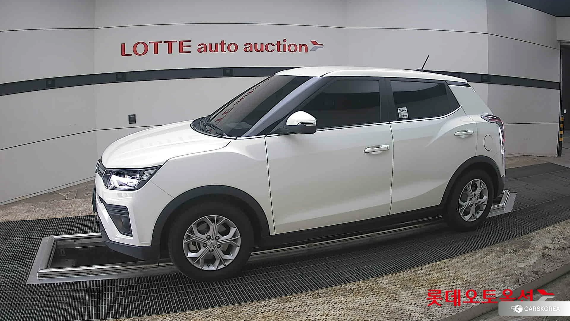 SsangYong Tivoli 2022 Grand White из Кореи, фото 3