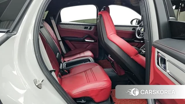 Porsche Cayenne (PO536) 2023 Серебристо-серый из Кореи, фото 3