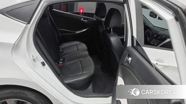 Hyundai Accent (New type) 2018 Белый из Кореи, фото 3