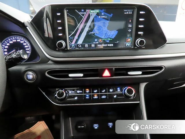 Hyundai Sonata (DN8) 2021 Серебристо-серый из Кореи, фото 3