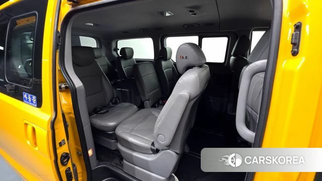 Hyundai The New Grand Starex 2018 Желтый из Кореи, фото 3