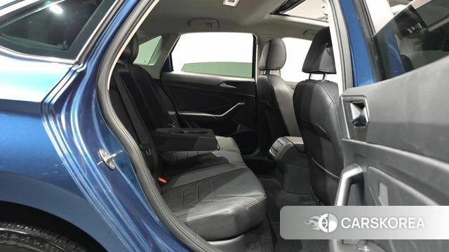 Volkswagen 7th Generation of Jetta 2021 Синий из Кореи, фото 3