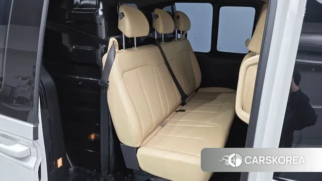 Hyundai Staria 2024 Белый из Кореи, фото 3