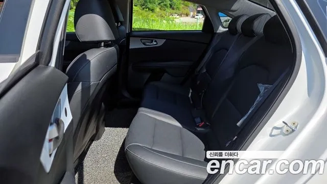 Kia Come New K3 2019 Белый из Кореи, фото 3