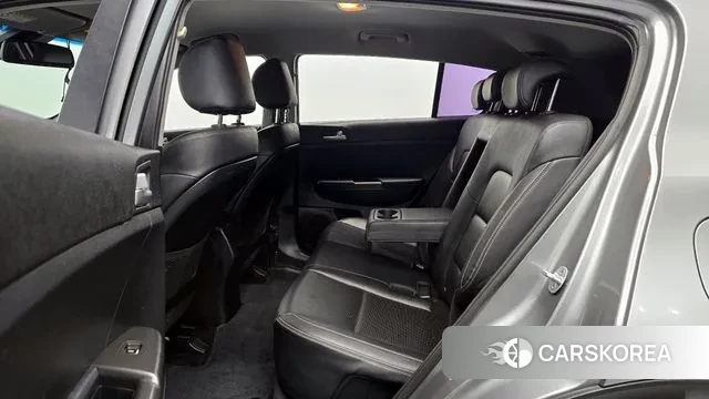 Kia Sportage The Bold 2018 Серебряный из Кореи, фото 3