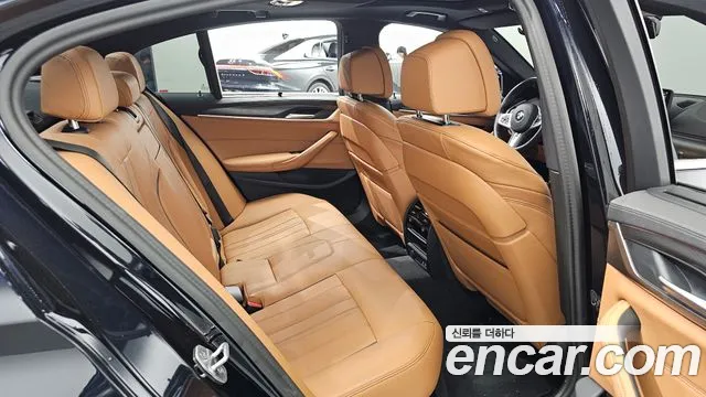 BMW 5 Series (G30) id 2659078 из Кореи 3