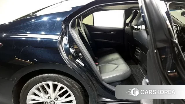 Toyota Camry (XV70) 2018 Черный из Кореи, фото 3