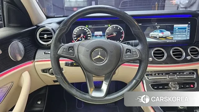 Mercedes-Benz E-Class W213 2018 Черный из Кореи, фото 3